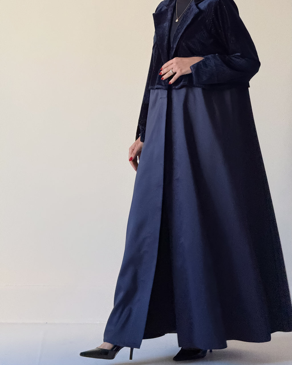 Silver lined velvet & taffeta abaya in trench coat cut