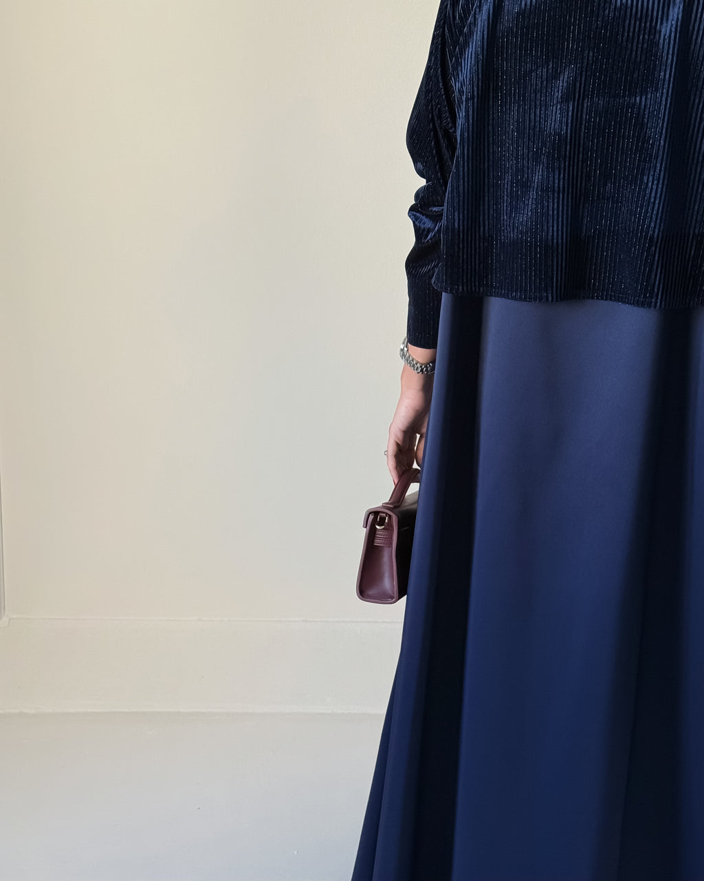 Silver lined velvet & taffeta abaya in trench coat cut