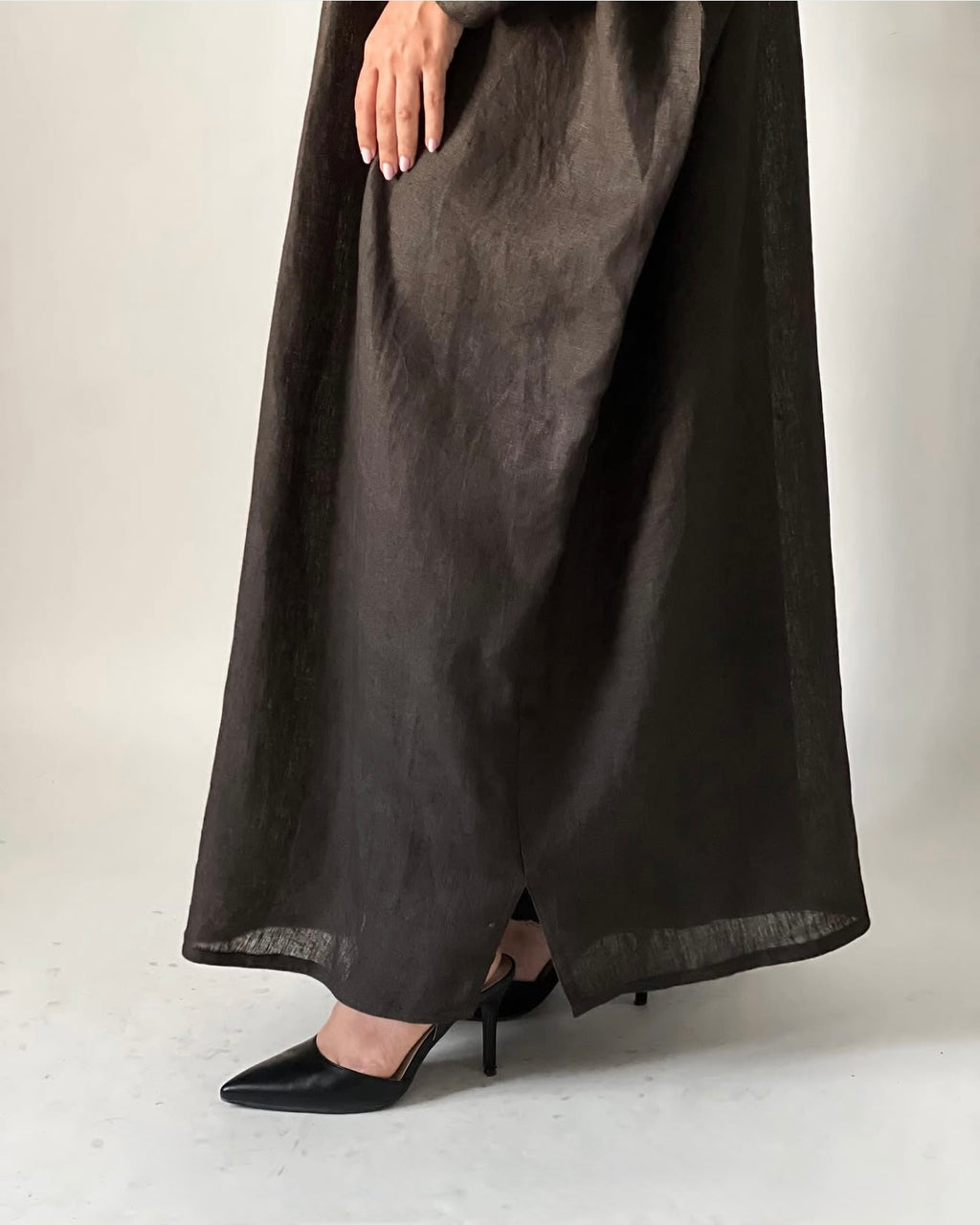 Half bisht cut pure linen abaya with hand embroidery