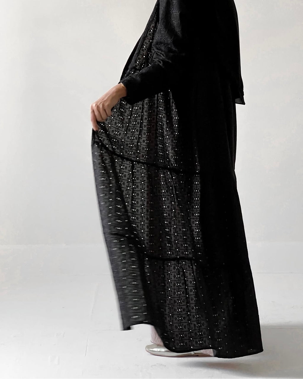 The embroidered eyelet cotton fabric in A cut