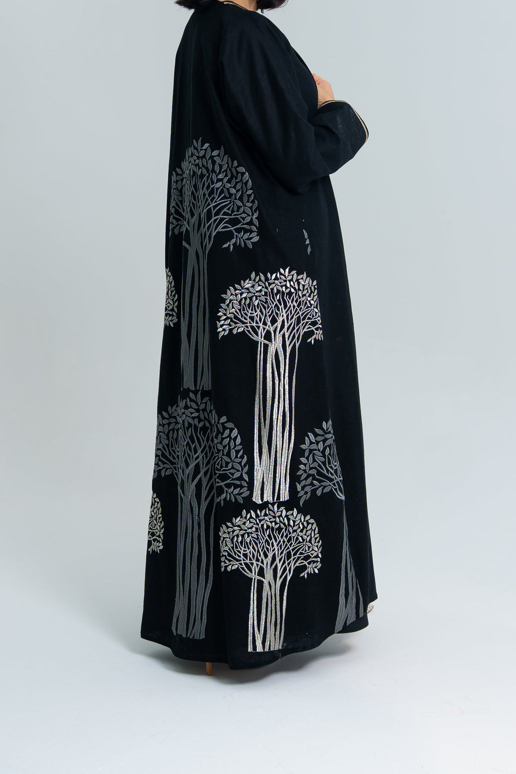 A cut Linen abaya with hand embroidery